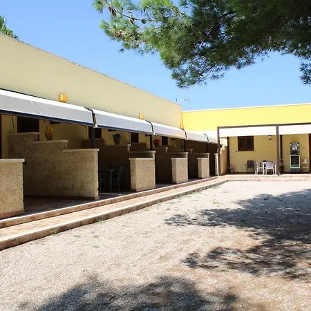 Karrares Bed & Breakfast Melendugno