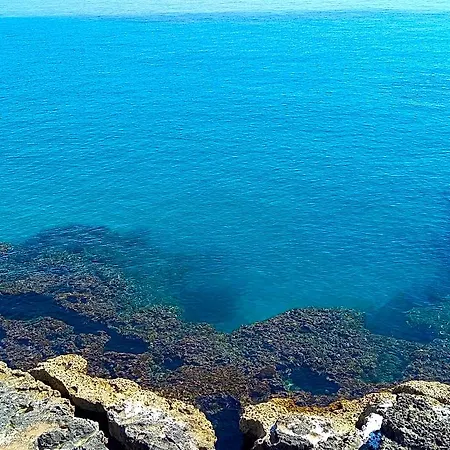فندق مبيت وإفطار Karrares